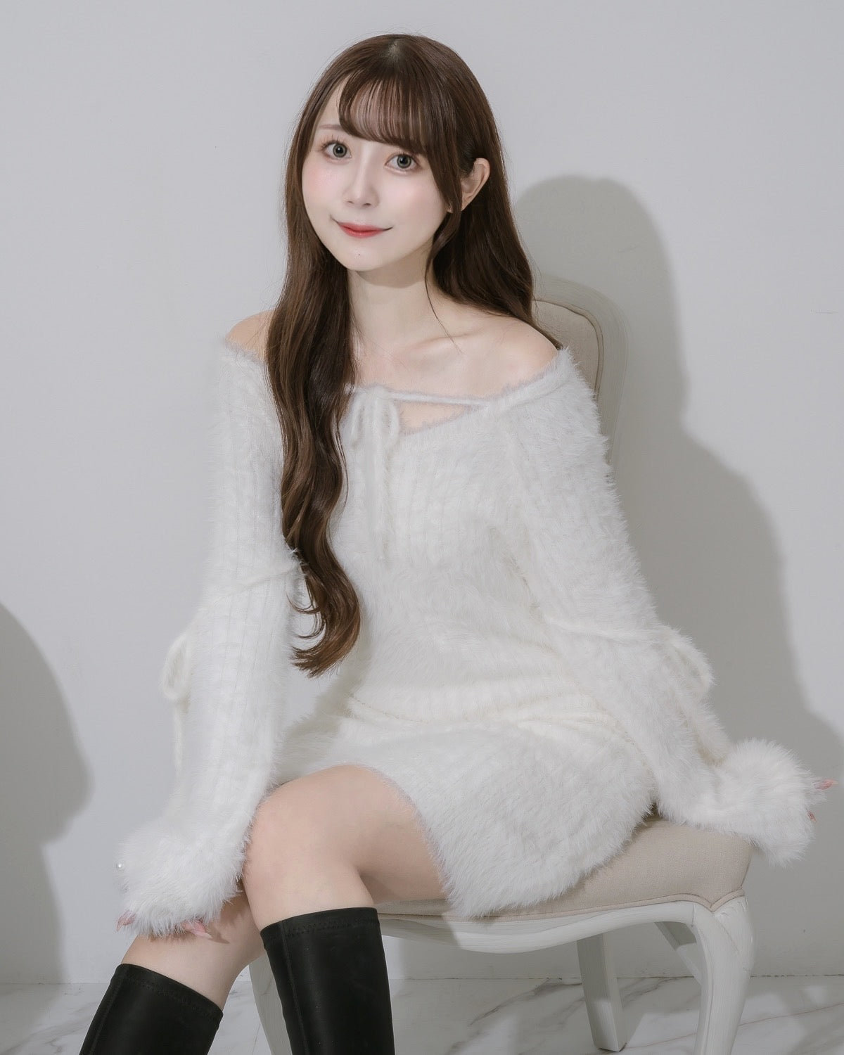 モデル身長:159cm/着用カラー:ホワイト