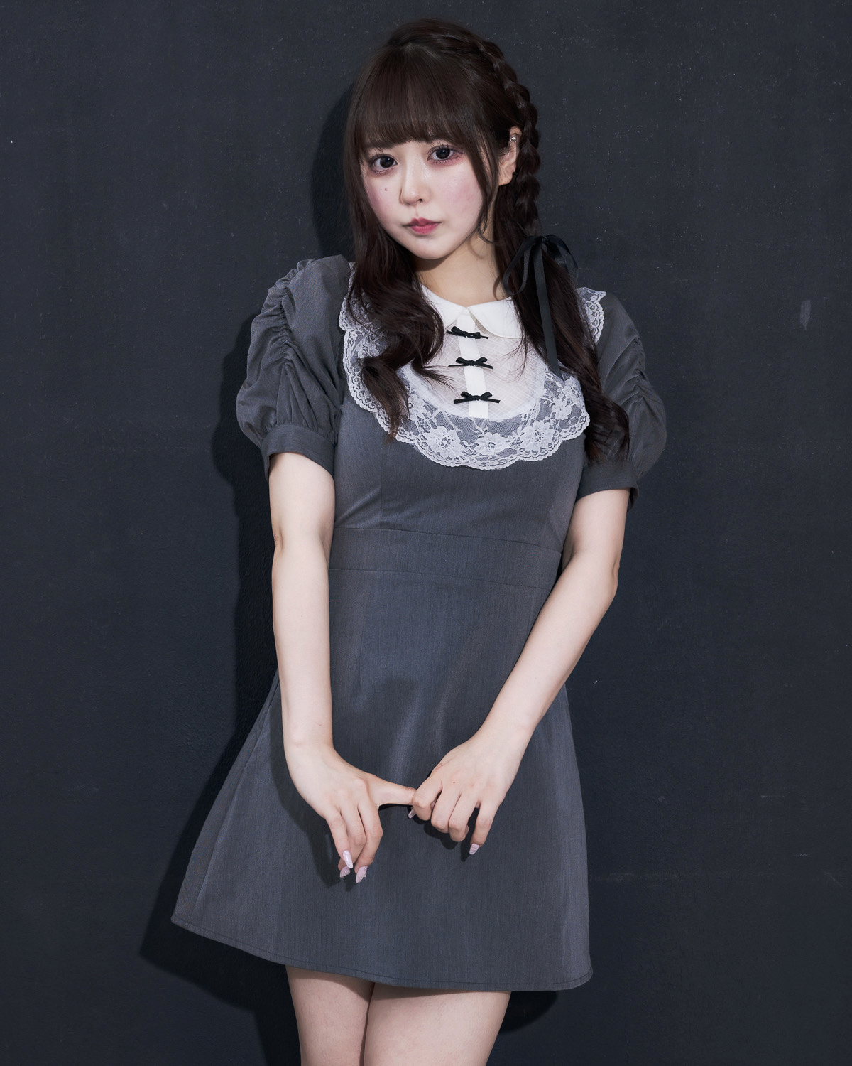 モデル身長:157cm/着用カラー:チャコール