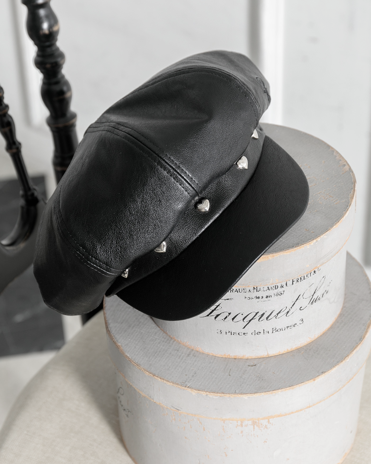 カラー:ブラック