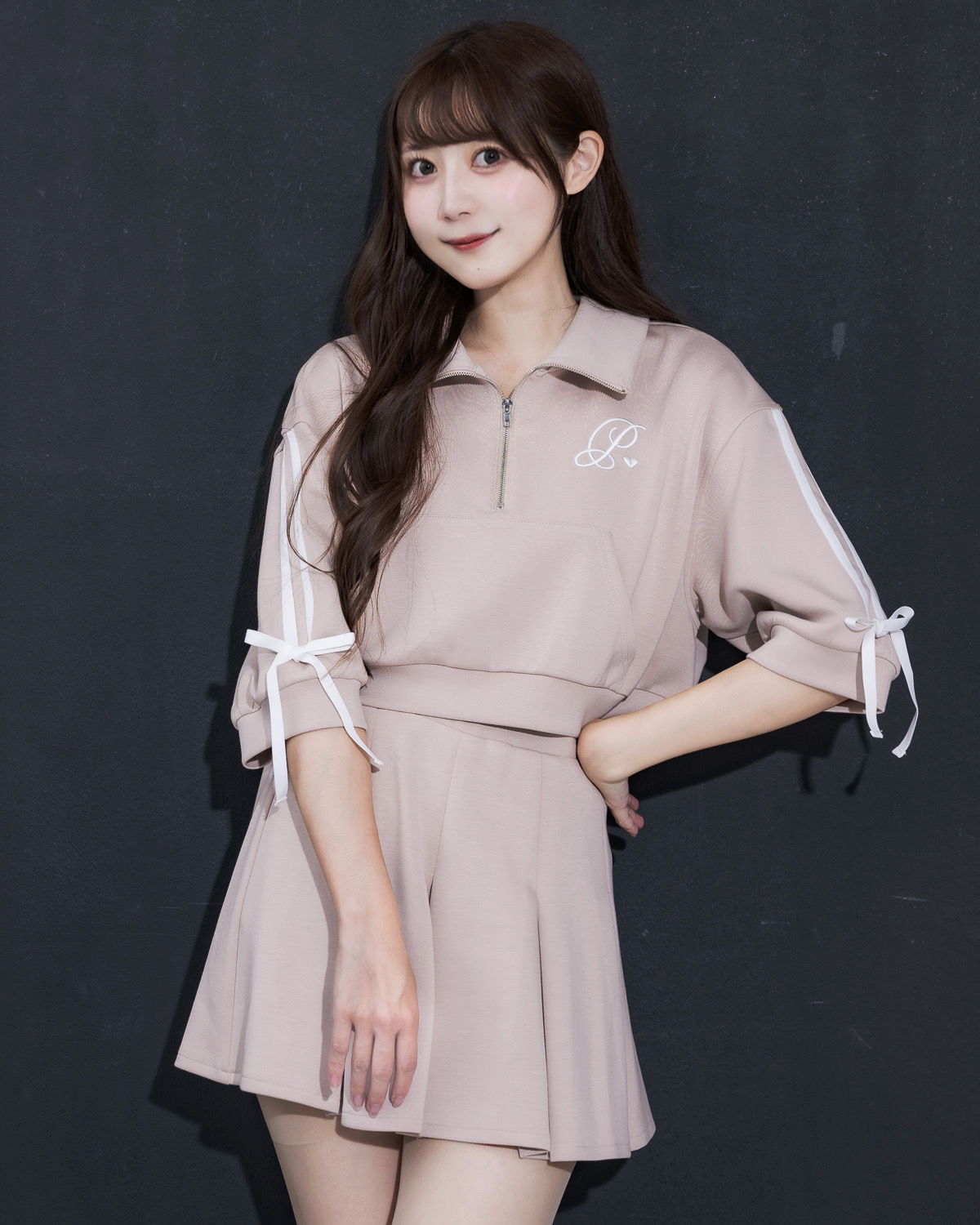 モデル身長:159cm/着用カラー:ピンクベージュ