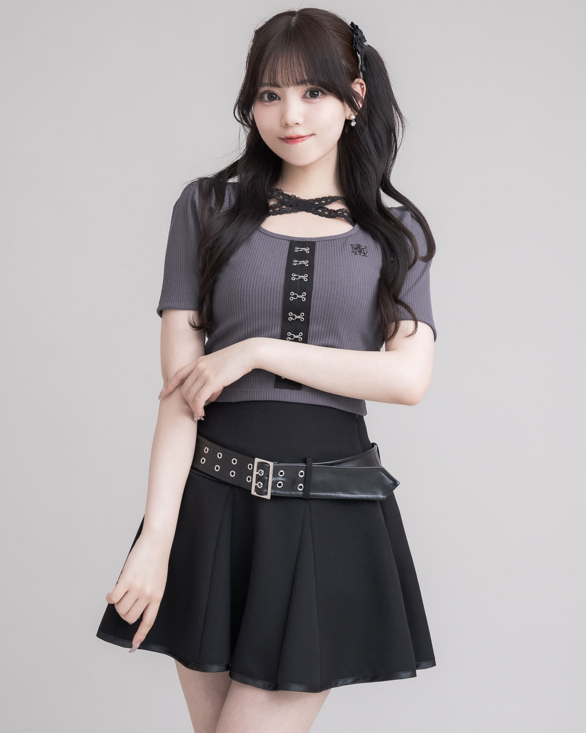 モデル身長:163cm/着用カラー:チャコール