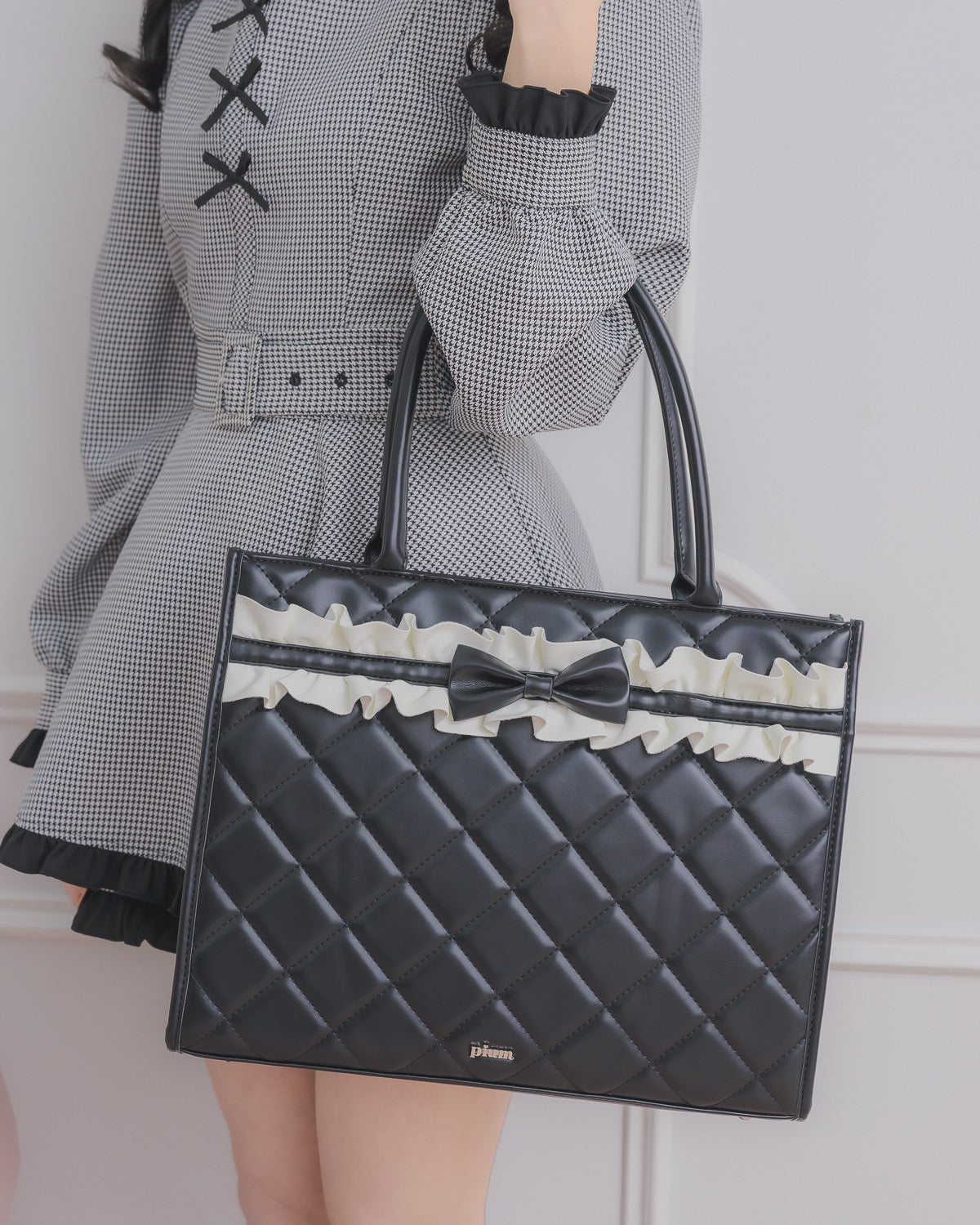 フロントフリルキルティングトート