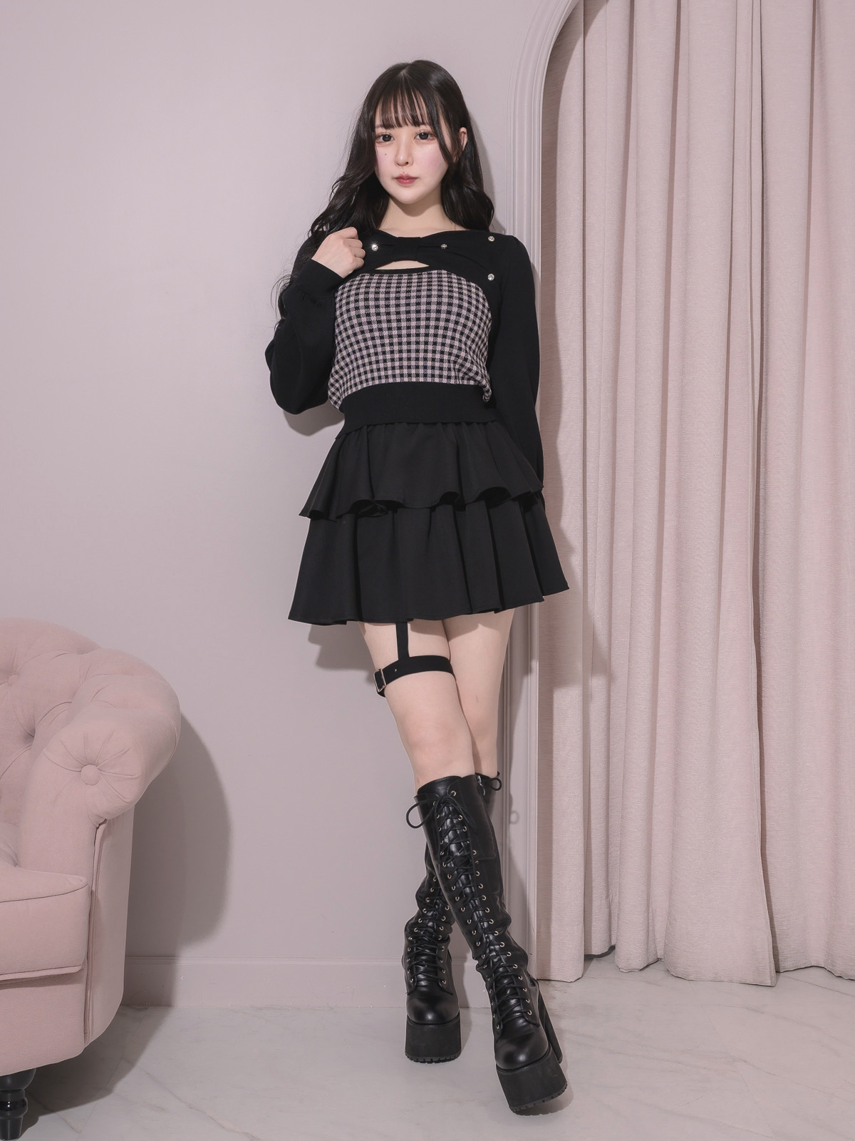 モデル身長:157cm/着用カラー:ピンク×ブラック