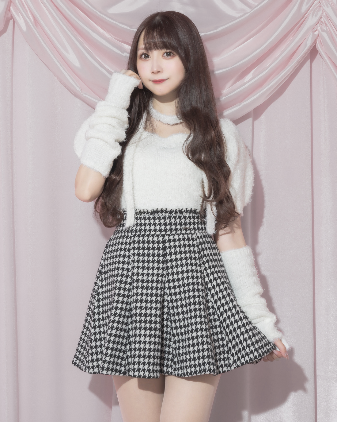 モデル身長:159cm/着用カラー:ホワイト