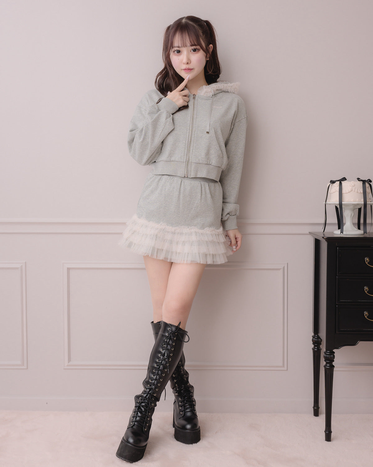 モデル身長:157cm/着用カラー:グレー