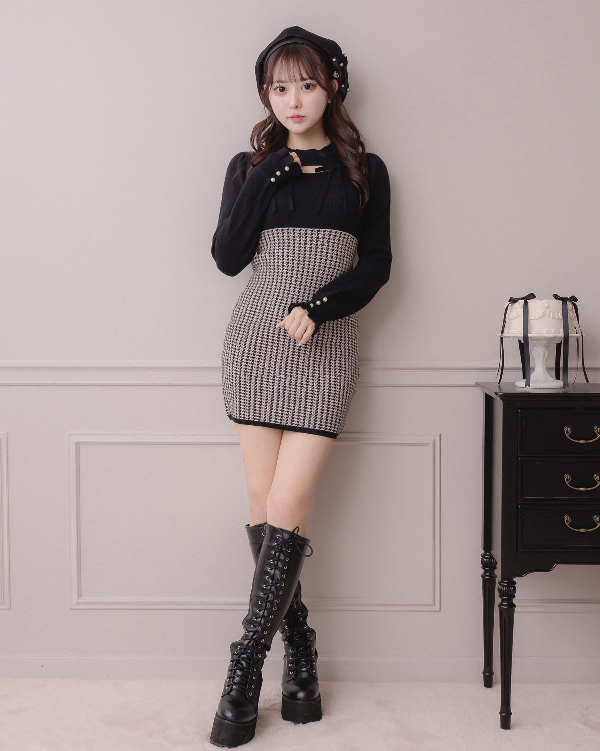 モデル身長:157cm/着用カラー:ブラック×ピンク