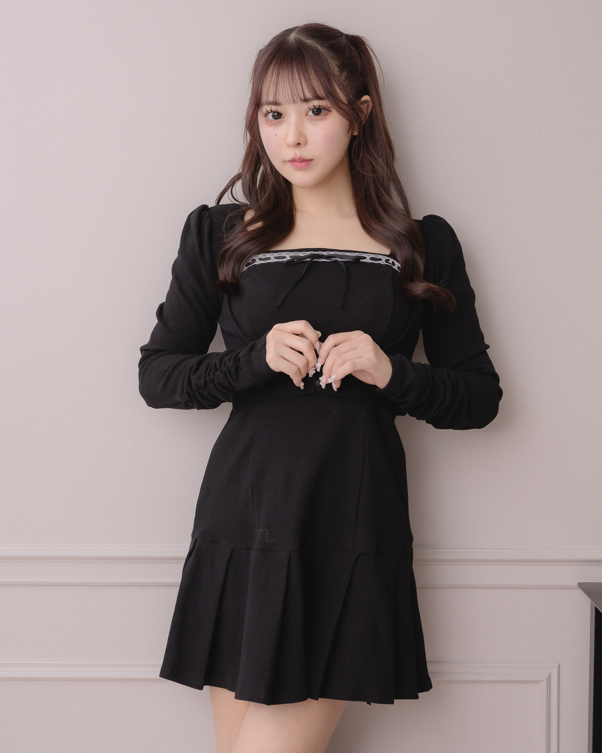 モデル身長:157cm/着用カラー:ブラック