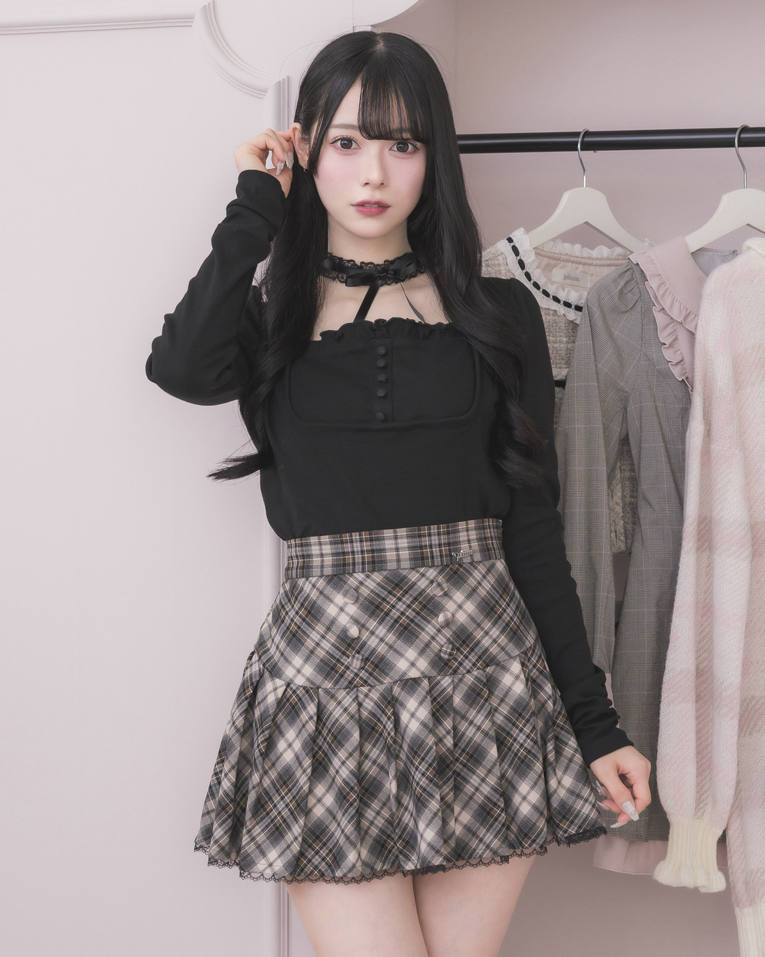 モデル身長:155cm/着用カラー:ブラック