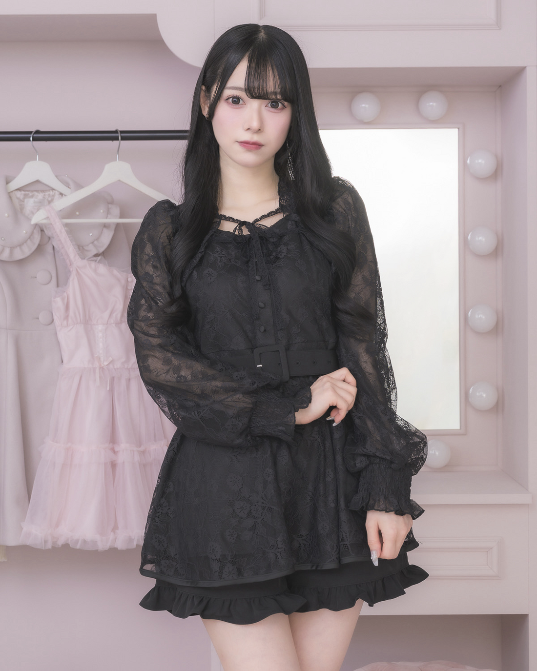 モデル身長:155cm/着用カラー:ブラック