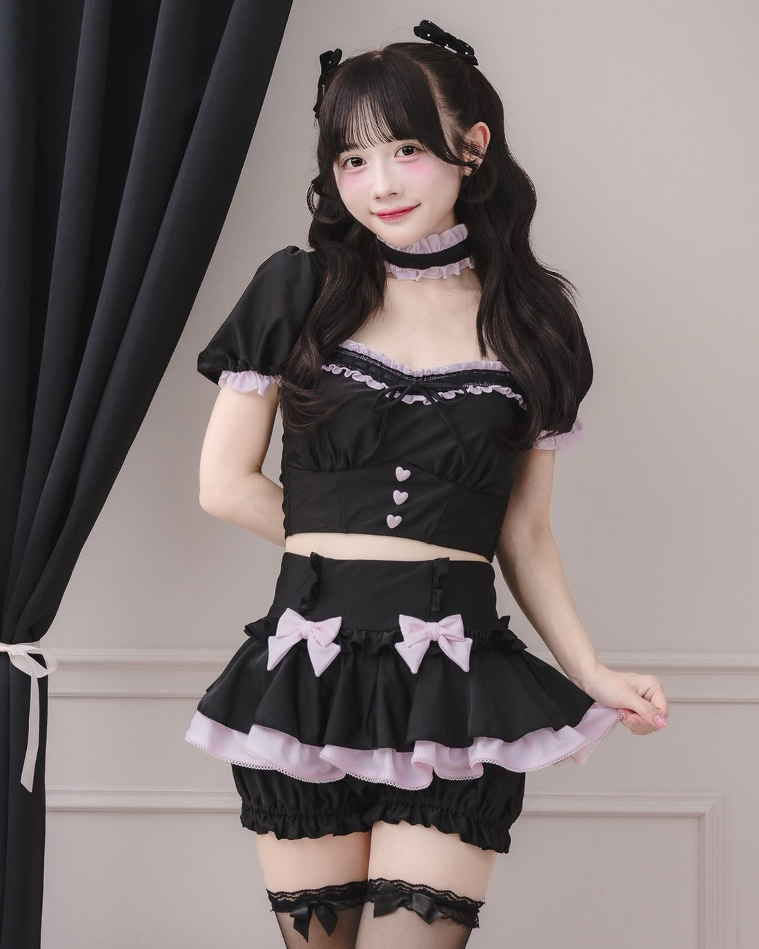 モデル身長:152cm/着用カラー:ブラック×ピンク