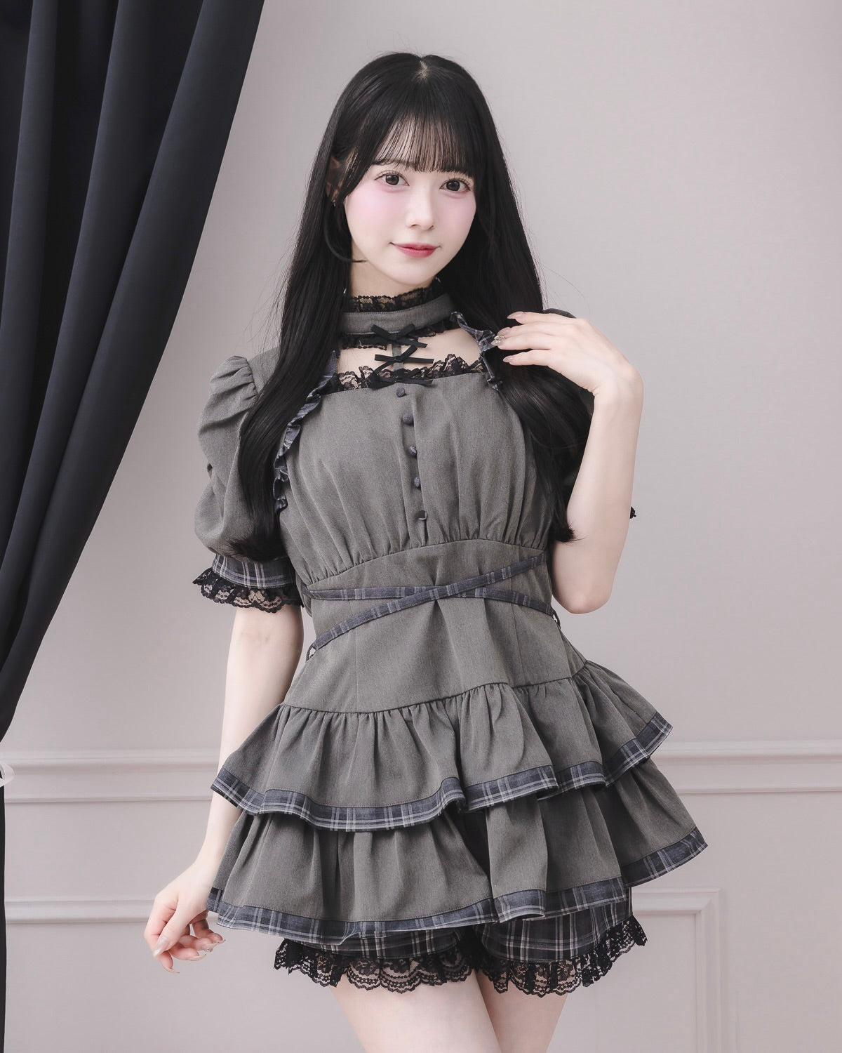 モデル身長:155cm/着用カラー:チャコール