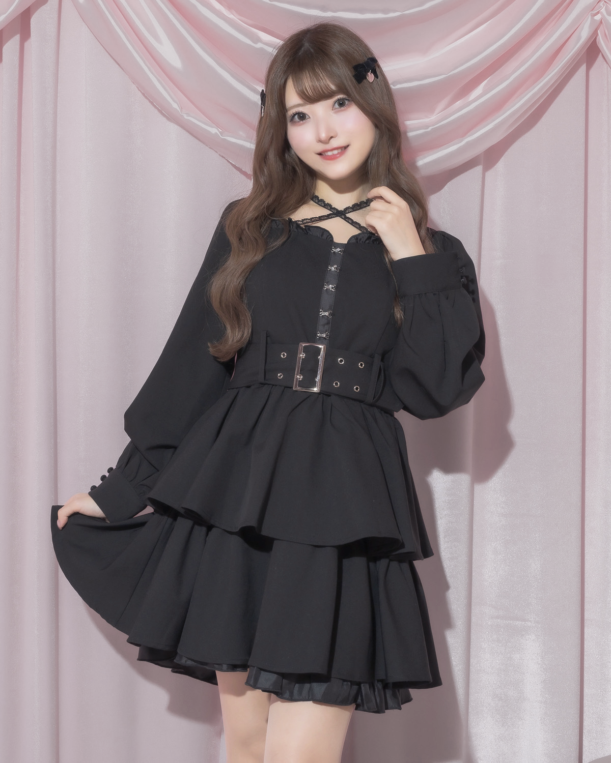 フロントホックティアードミニワンピース – pium フロントホックティアードミニワンピース – pium