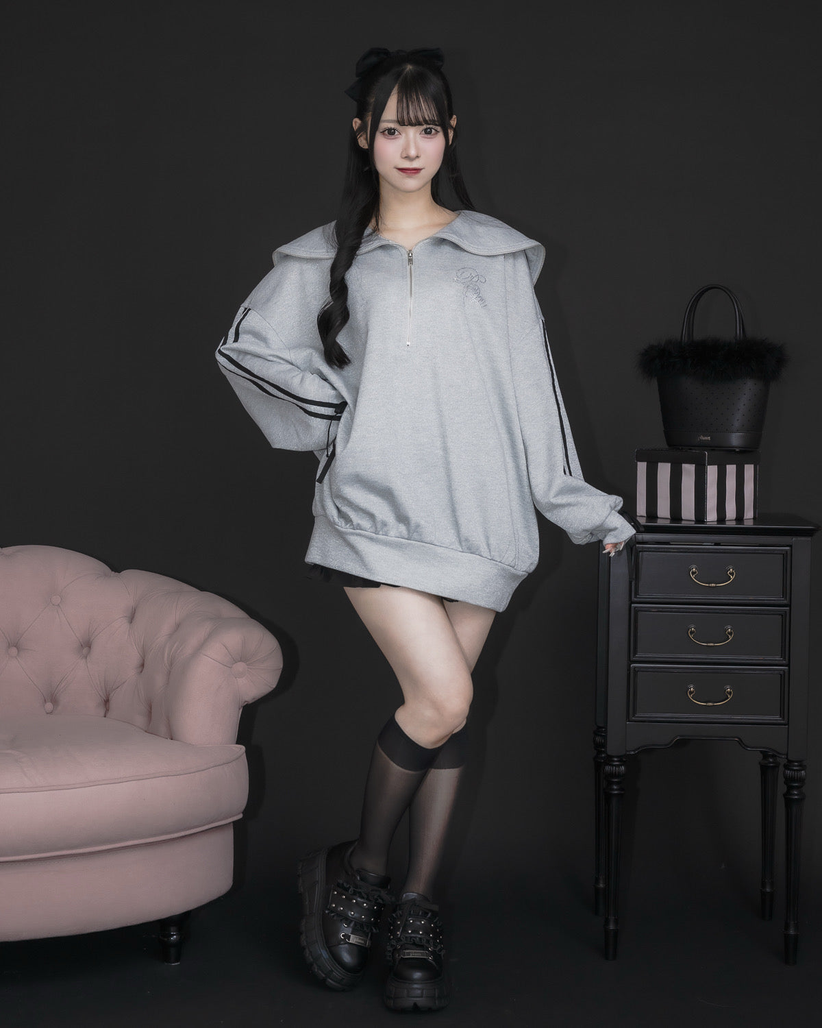 モデル身長:155cm/着用カラー:グレー