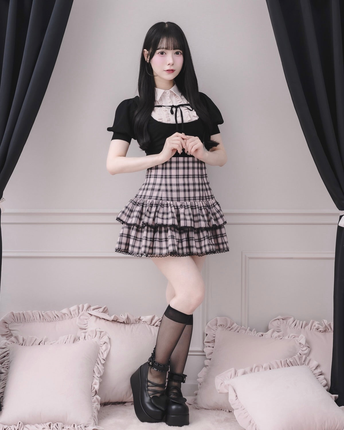 モデル身長:155cm/着用カラー:ブラック