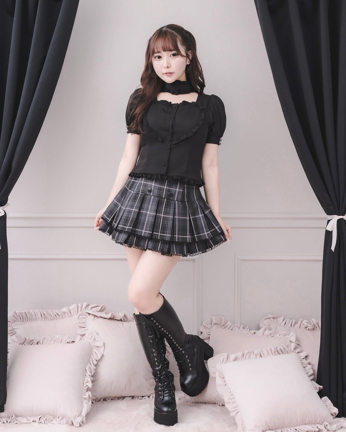 モデル身長:157cm/着用カラー:ブラック