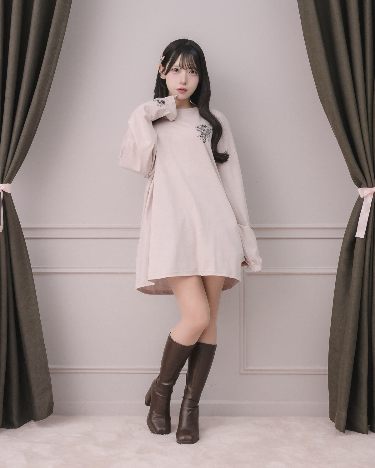 モデル身長:152cm/着用カラー:ピンク×ブラック