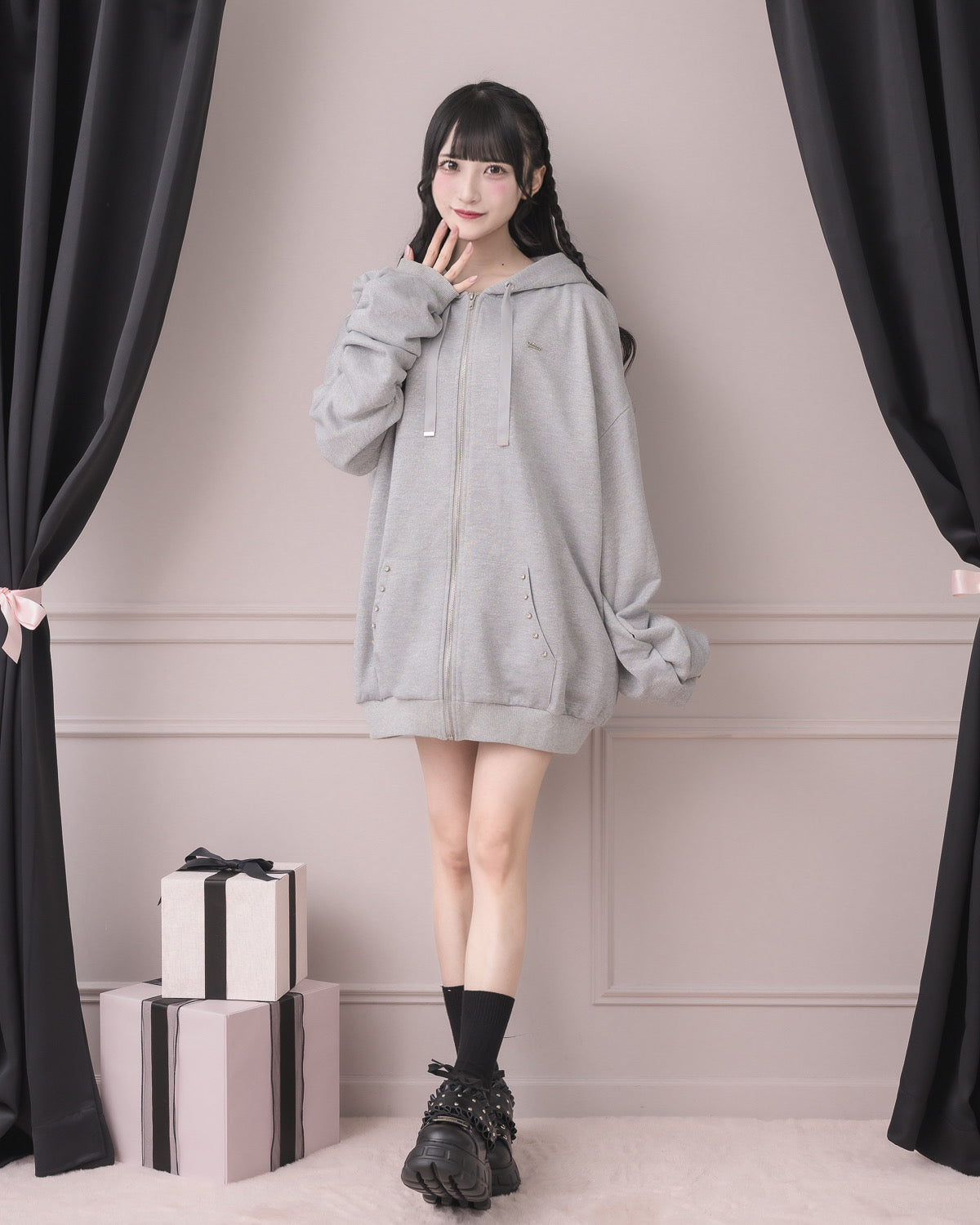 モデル身長:157cm/着用カラー:グレー