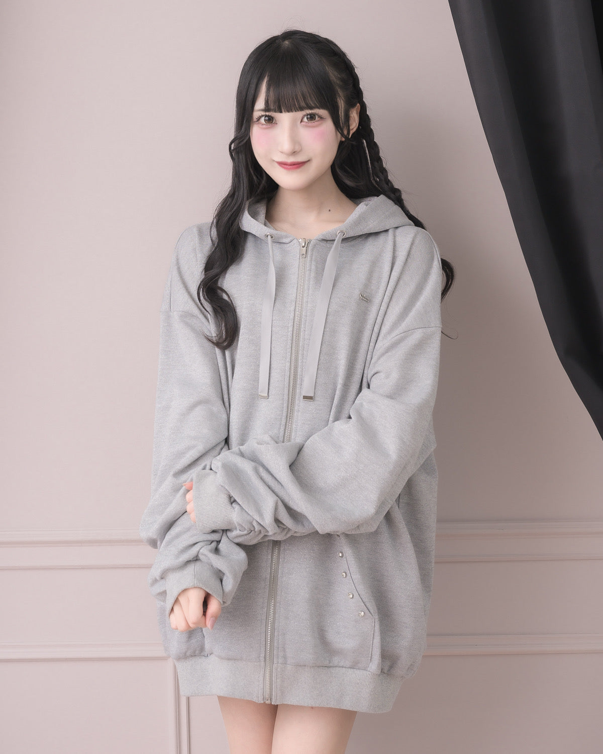 モデル身長:157cm/着用カラー:グレー