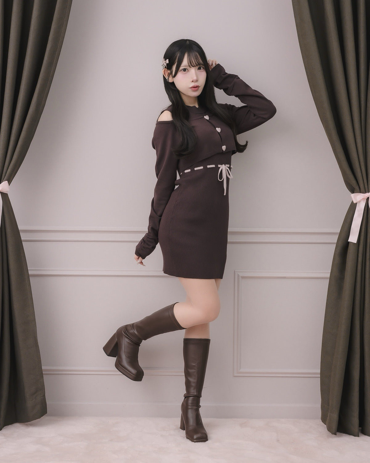 モデル身長:152cm/着用カラー:ブラウン