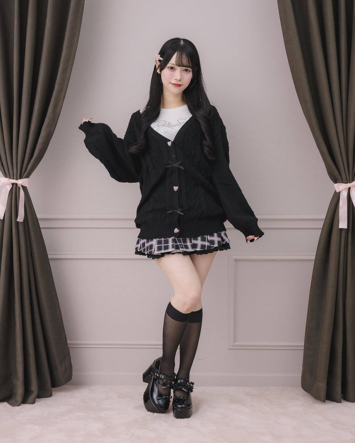 モデル身長:155cm/着用カラー:ブラック