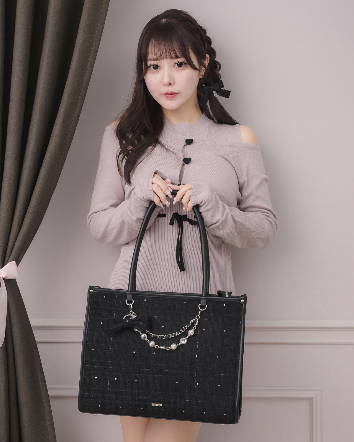 カラー:ブラック