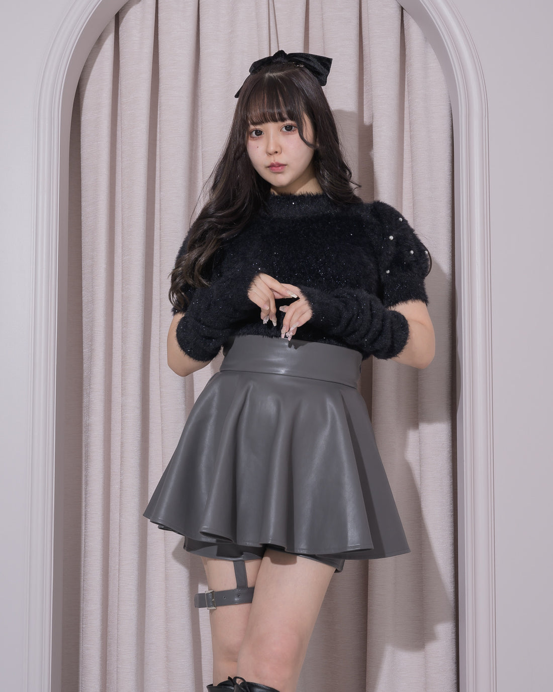 ガーター付きレザーフレアスカパン