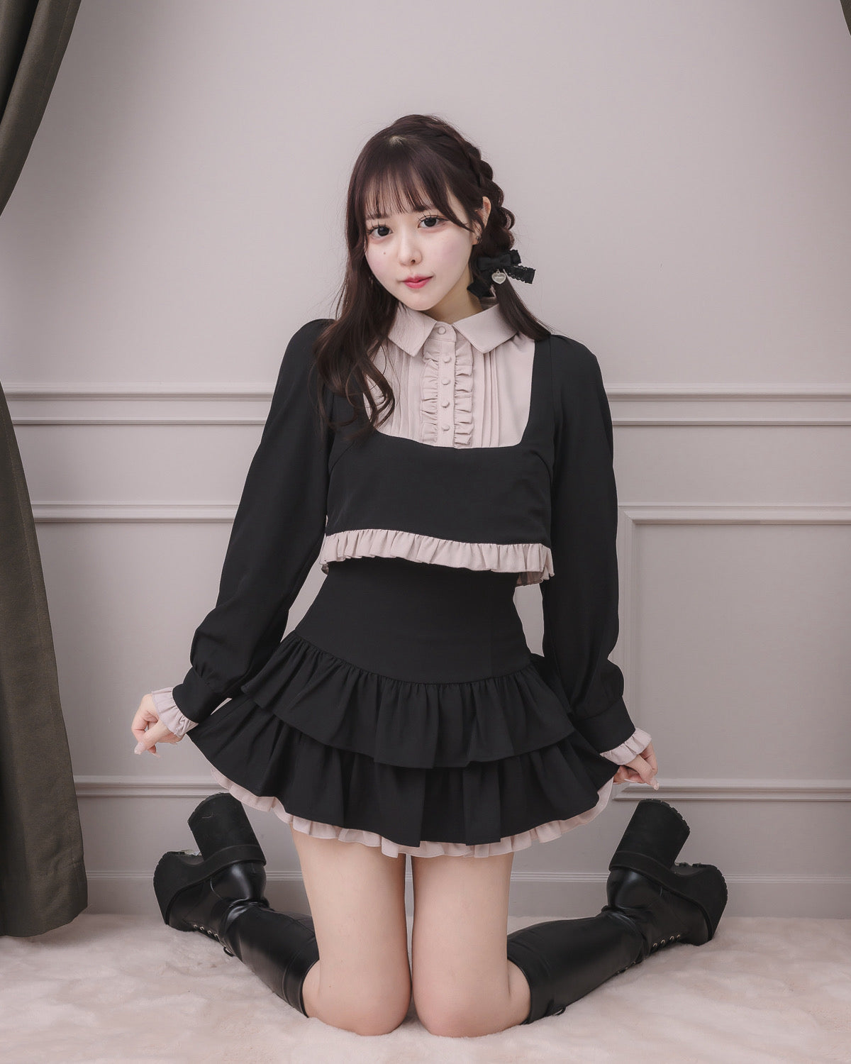 モデル身長:157cm/着用カラー:ブラック×ピンク