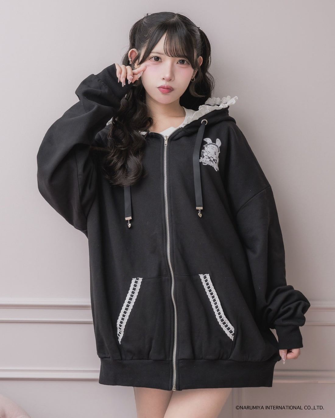モデル身長:152cm/着用カラー:ブラック