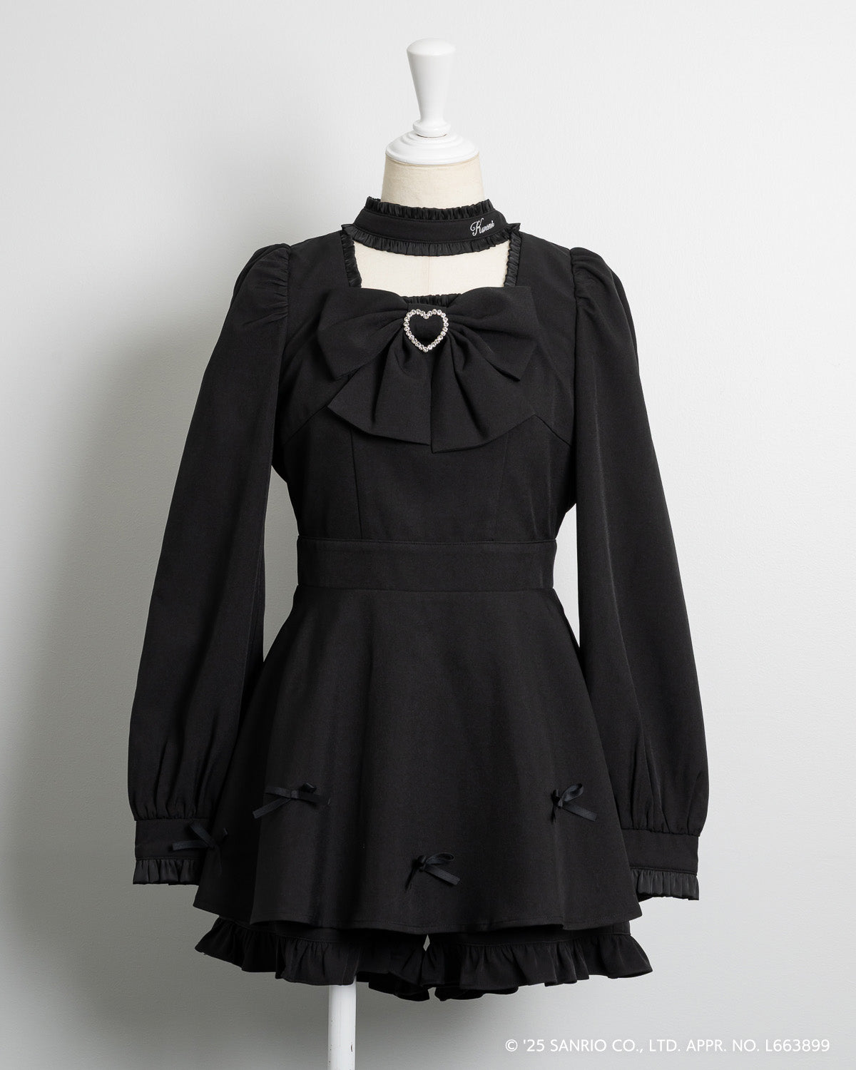 カラー:ブラック