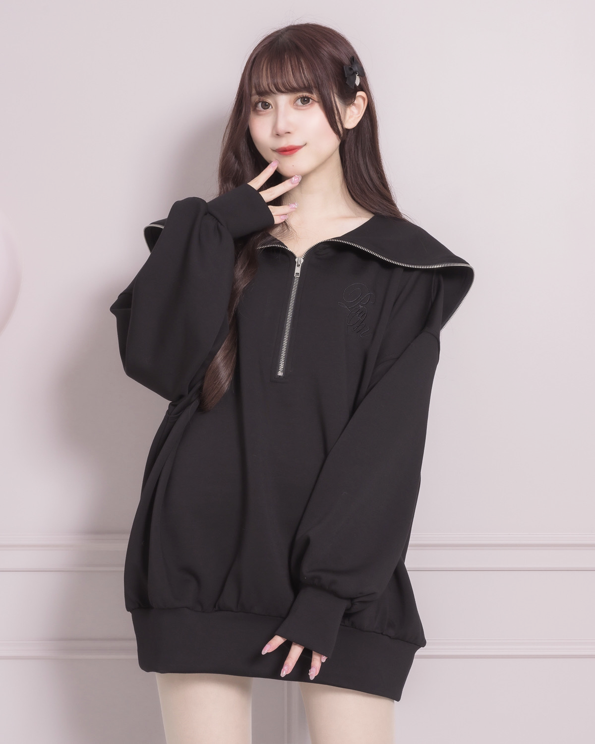 モデル身長:159cm/着用カラー:ブラック