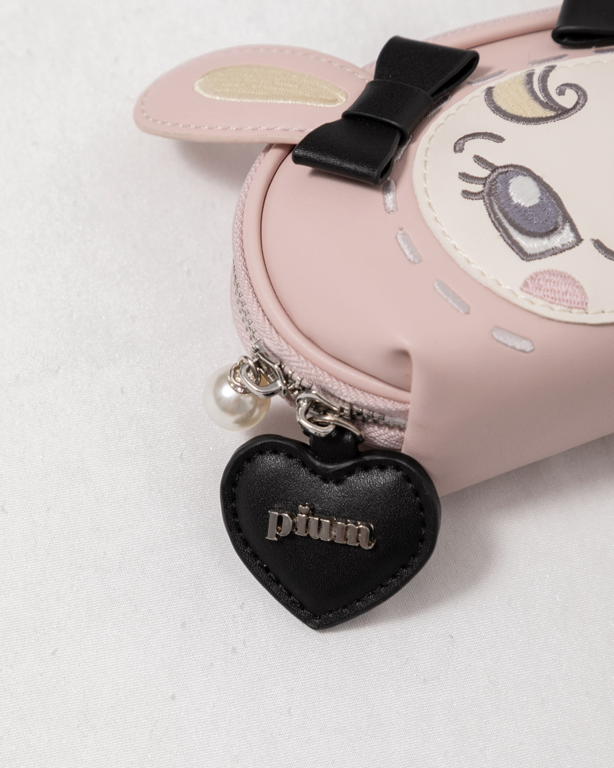 pium×Mezzo Piano 베리에짱 파우치