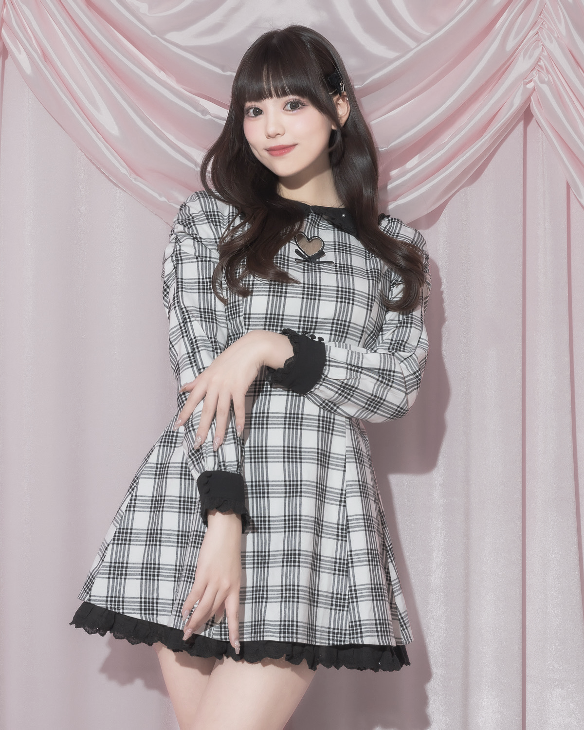 モデル身長:163cm/着用カラー:ホワイトチェック