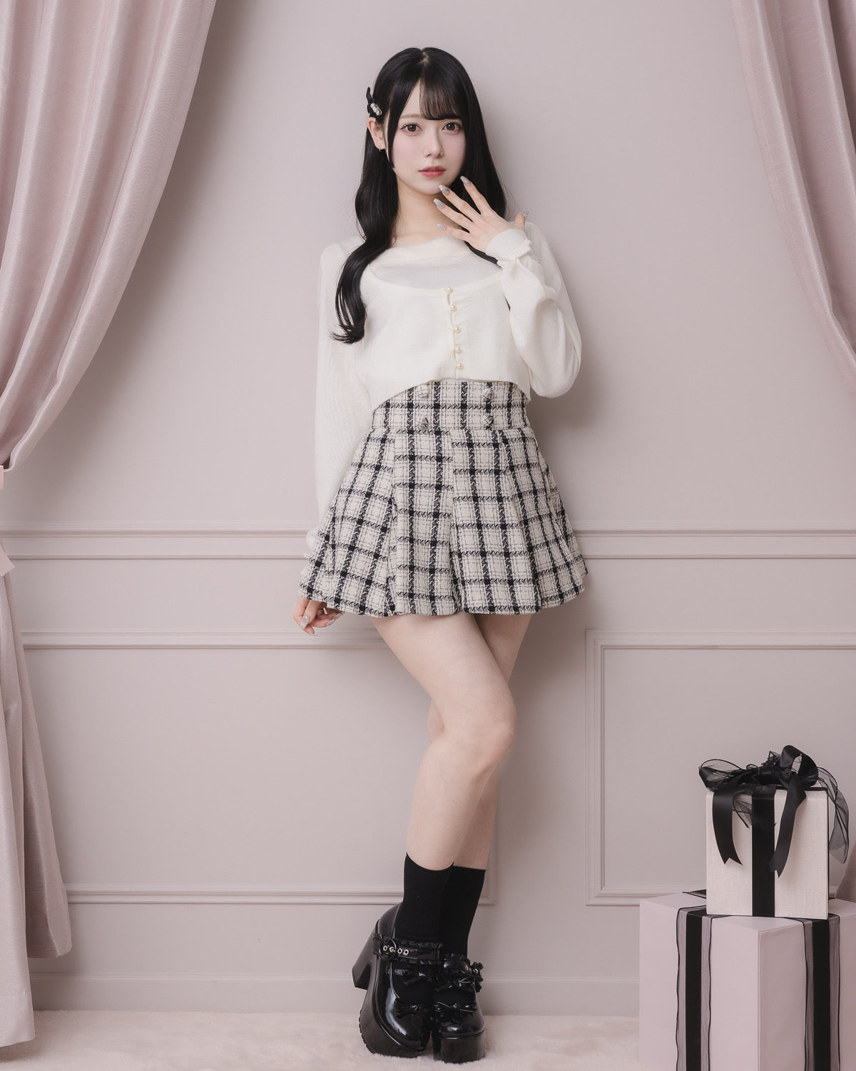 モデル身長:155cm/着用カラー:ホワイト