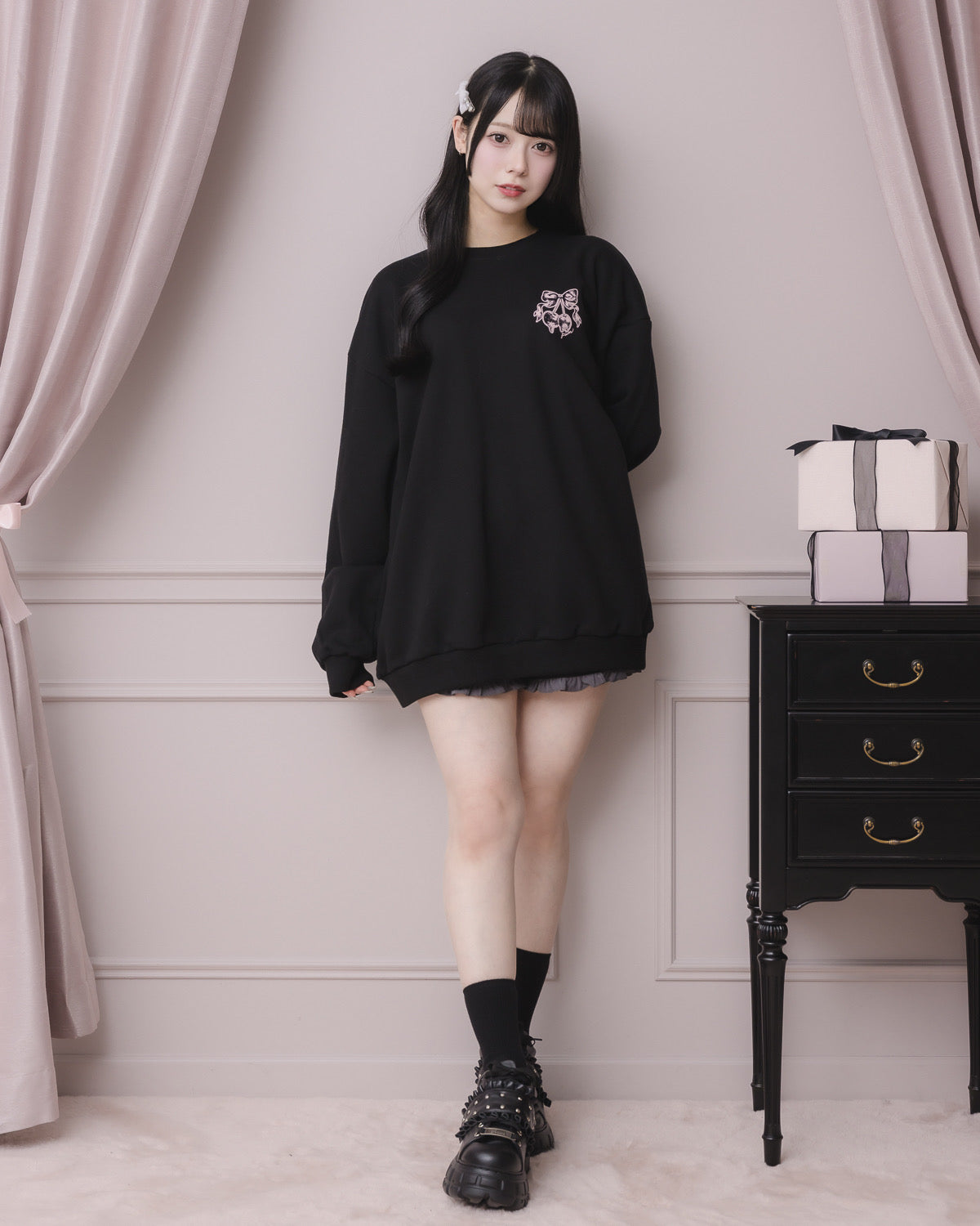 モデル身長:155cm/着用カラー:ブラック