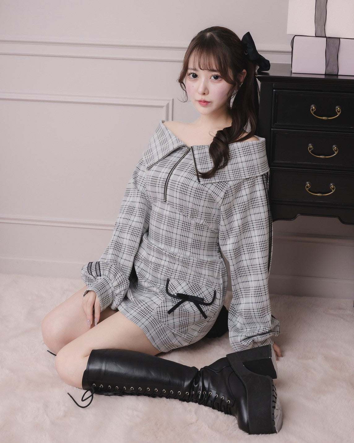 モデル身長:157cm/着用カラー:ホワイトチェック