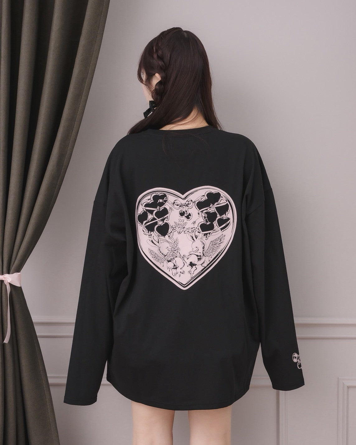 モデル身長:157cm/着用カラー:ブラック