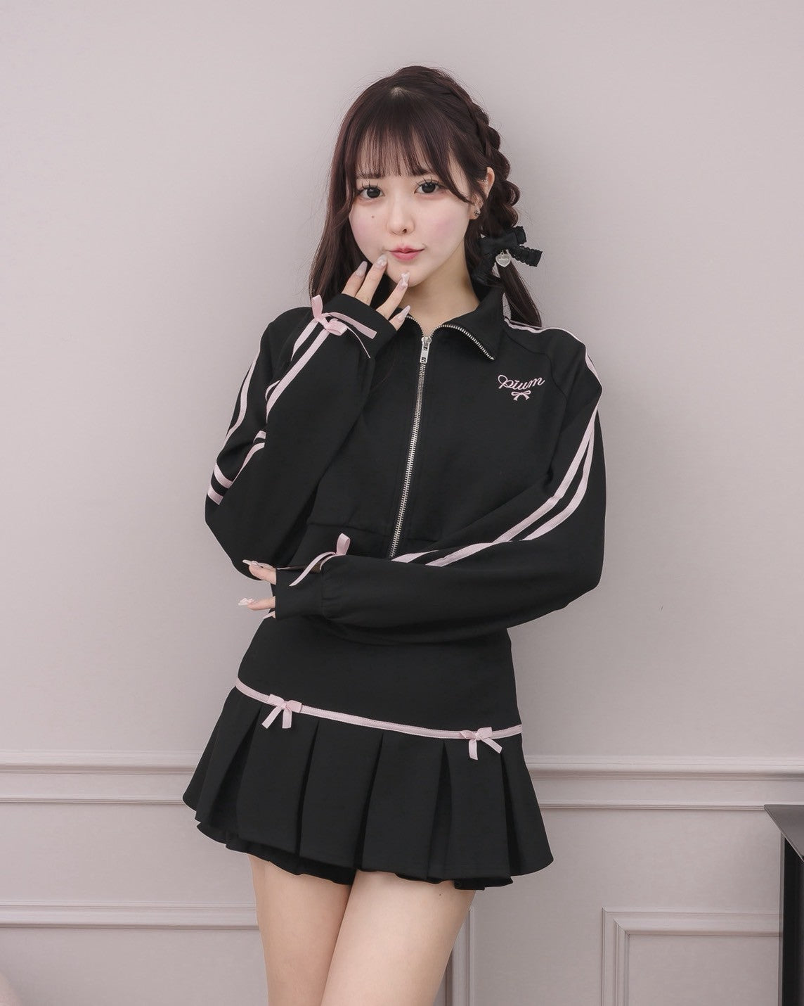 モデル身長:157cm/着用カラー:ブラック