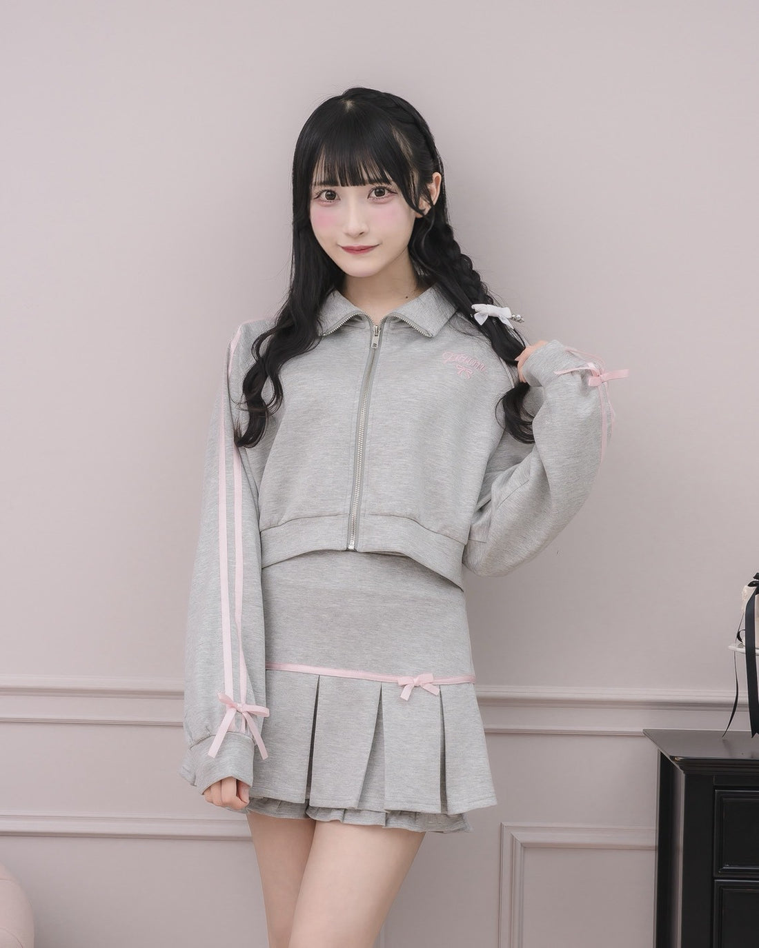 モデル身長:157cm/着用カラー:グレー