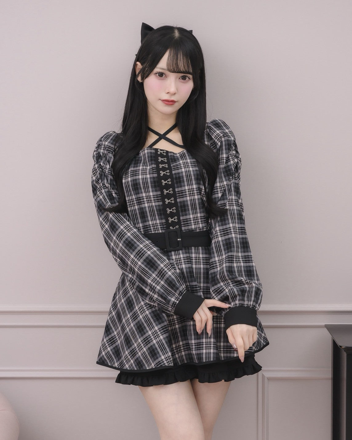 モデル身長:155cm/着用カラー:ブラックチェック