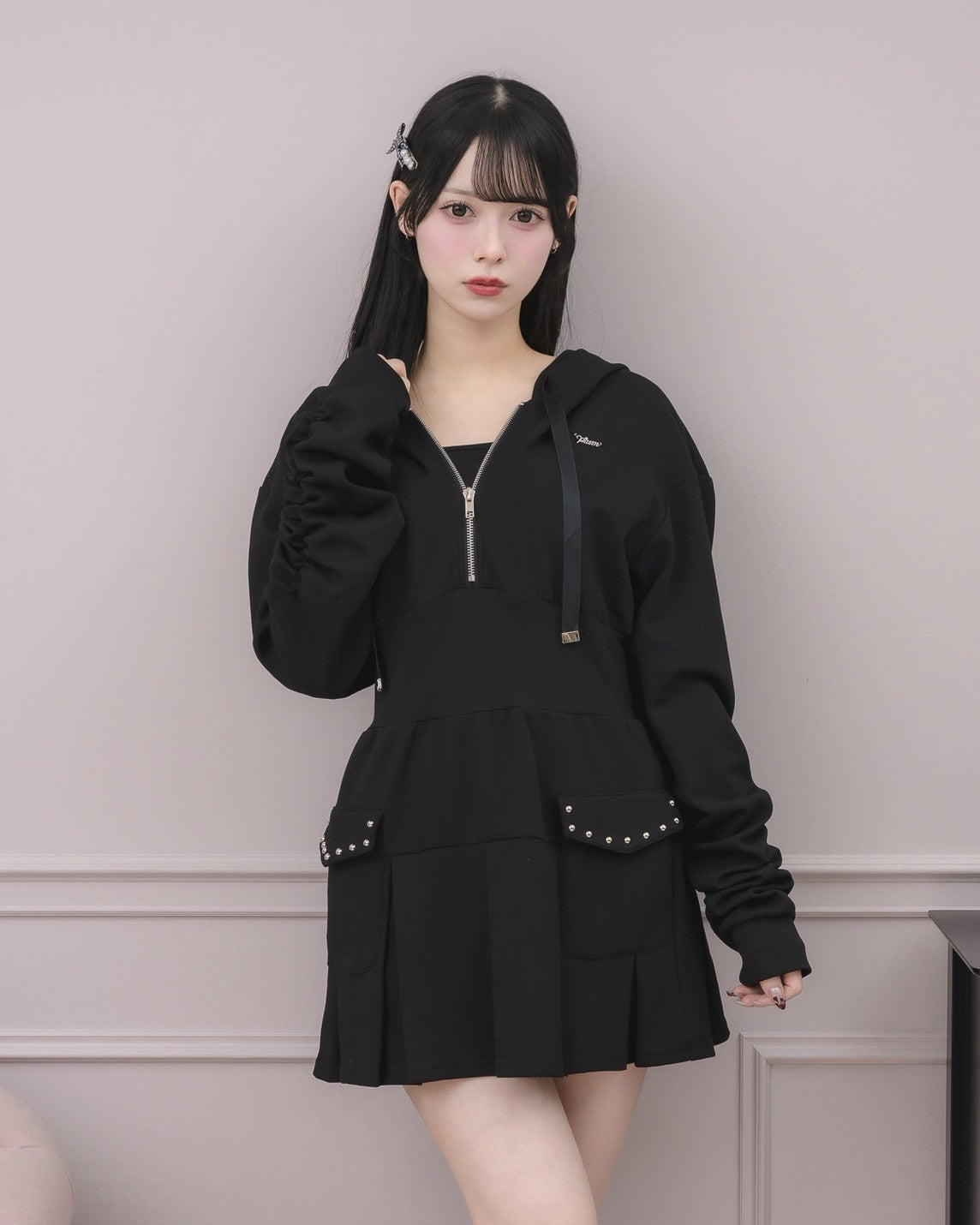 モデル身長:155cm/着用カラー:ブラック