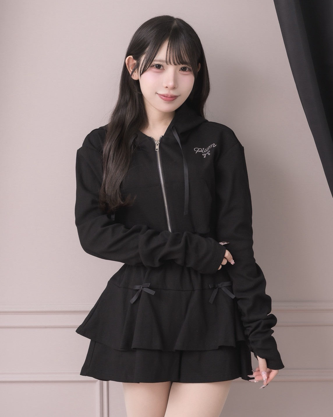 モデル身長:152cm/着用カラー:ブラック