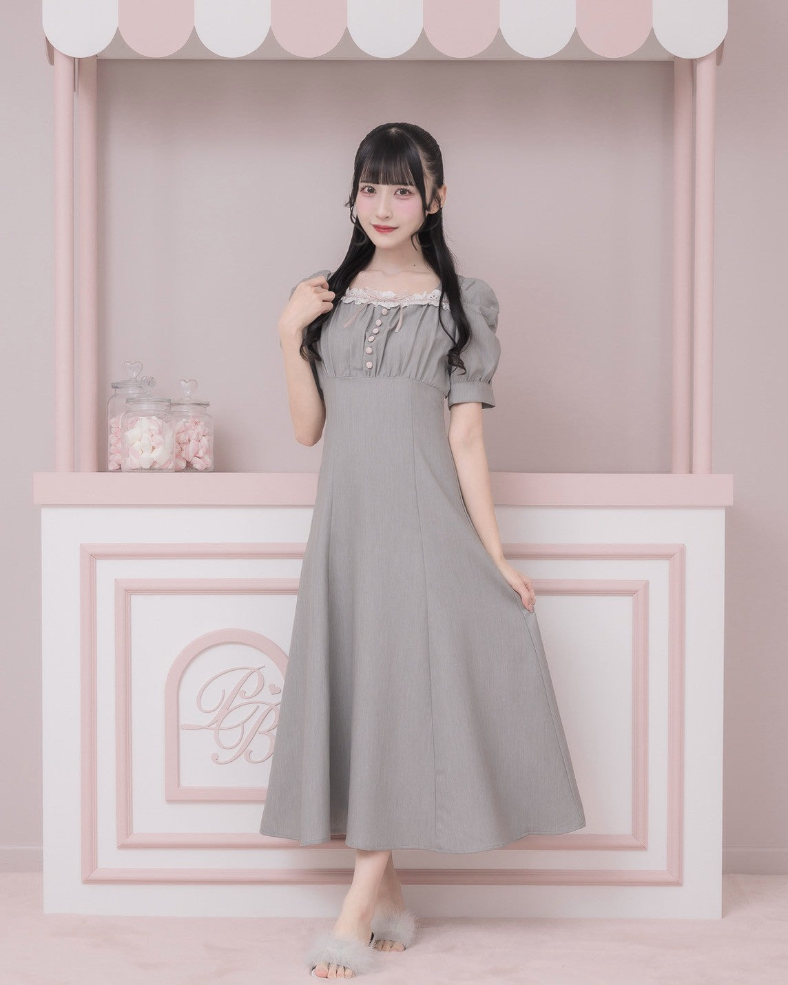 モデル身長:157cm/着用カラー:グレー