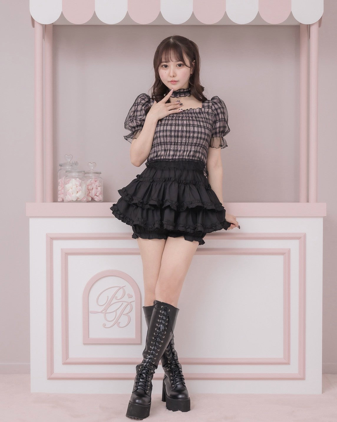モデル身長:157cm/着用カラー:ブラック