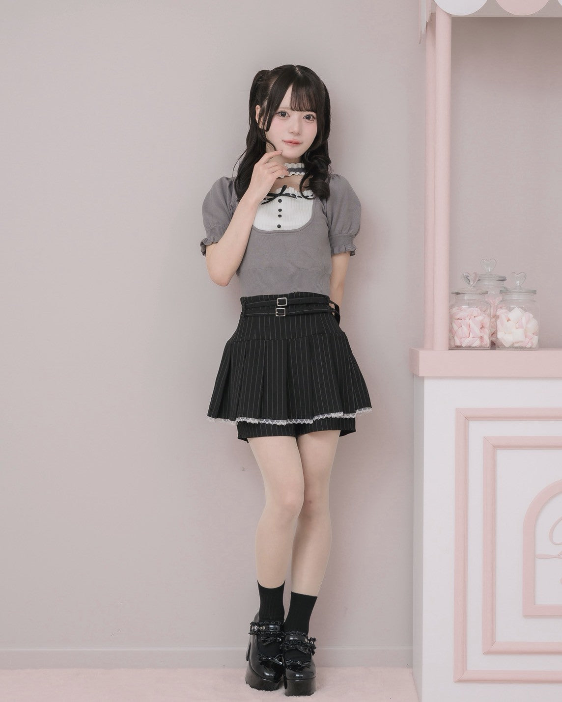 モデル身長:160cm/着用カラー:ブラックストライプ