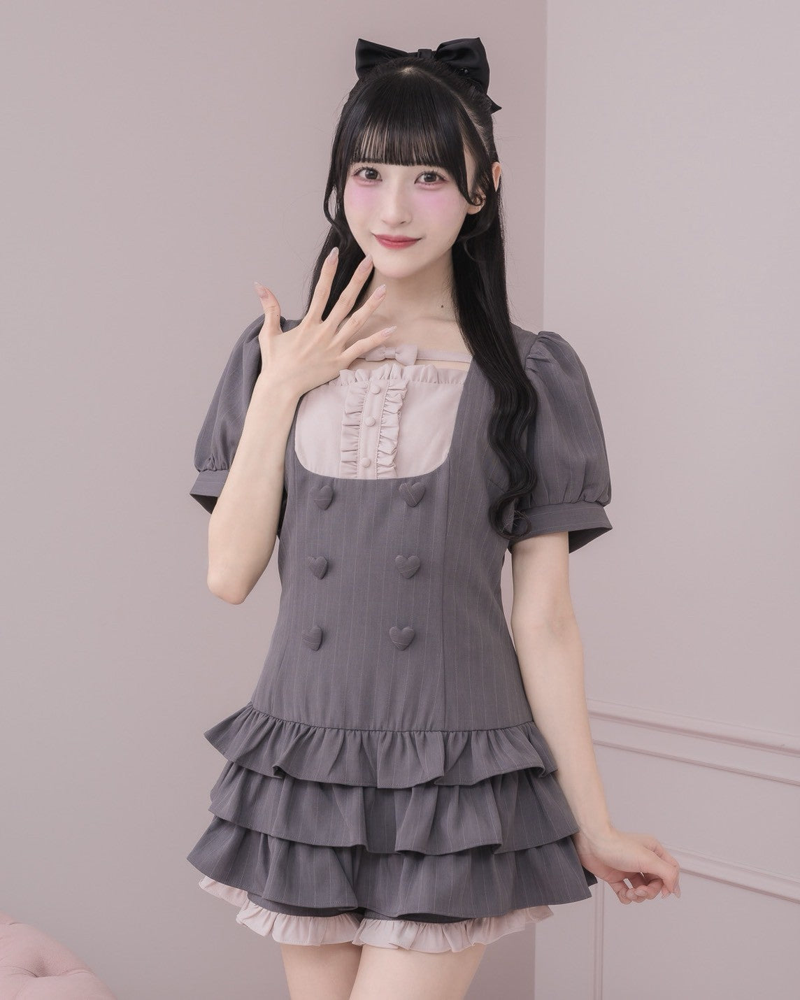 モデル身長:157cm/着用カラー:グレーストライプ