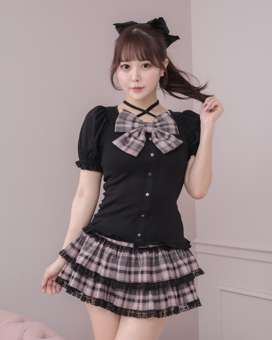 モデル身長:157cm/着用カラー:ブラック×ピンク
