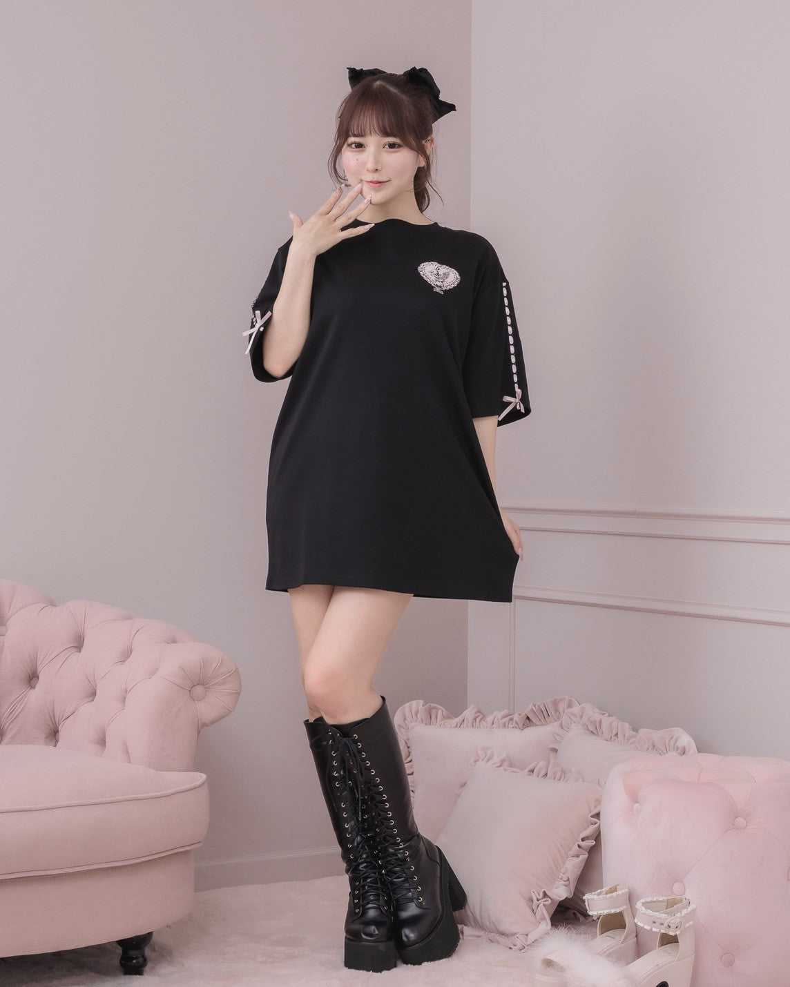 モデル身長:157cm/着用カラー:ブラック×ピンク