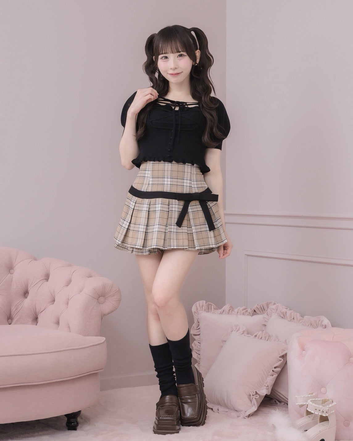 モデル身長:153cm/着用カラー:ブラック