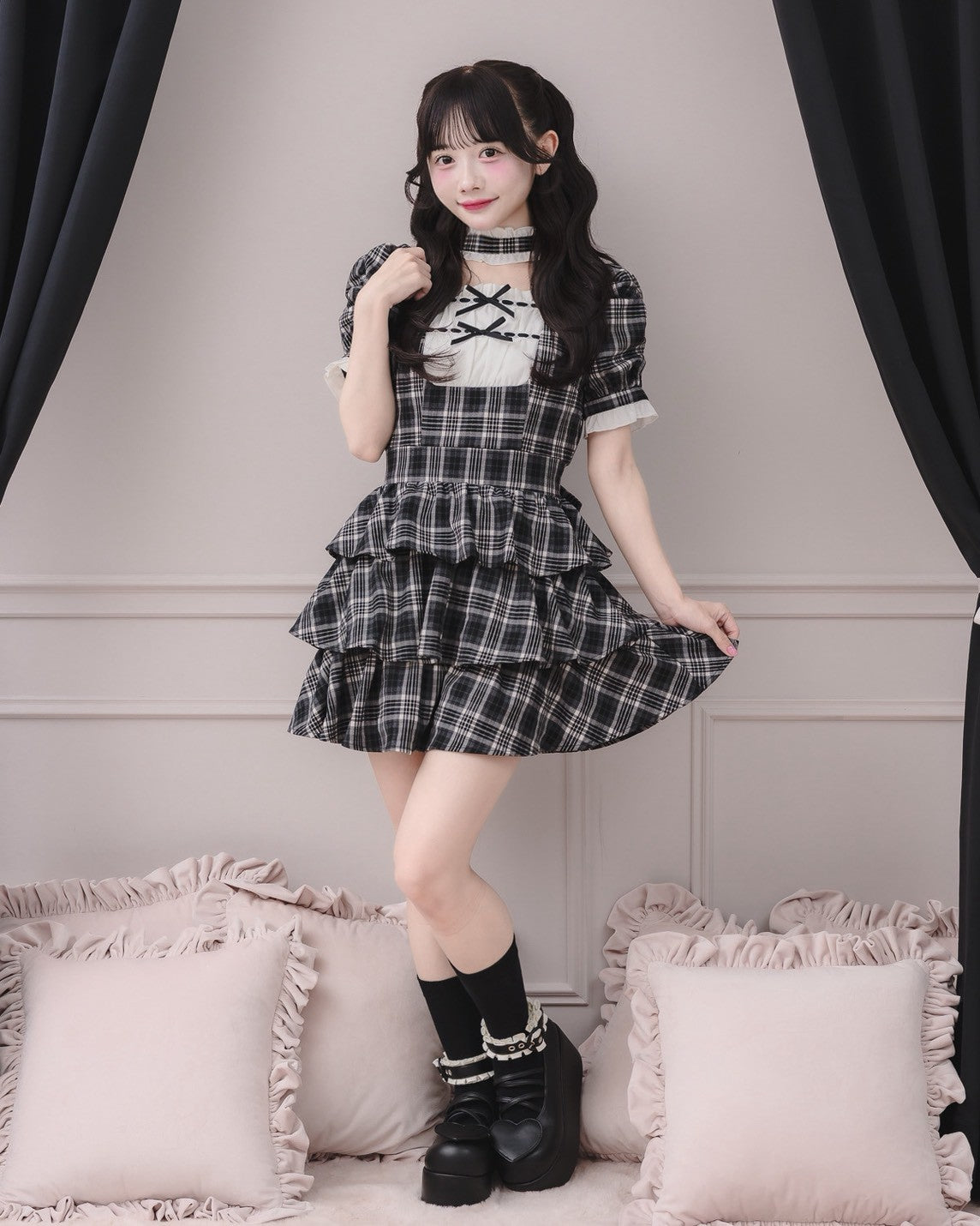 モデル身長:151cm/着用カラー : ブラックチェック