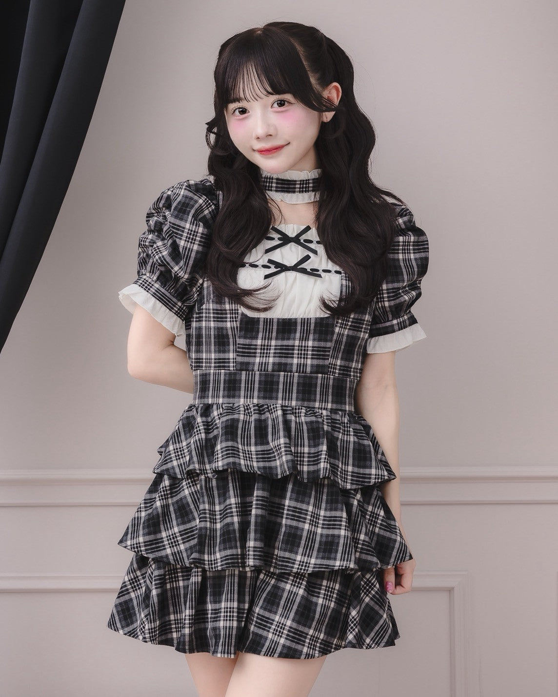 モデル身長:151cm/着用カラー : ブラックチェック